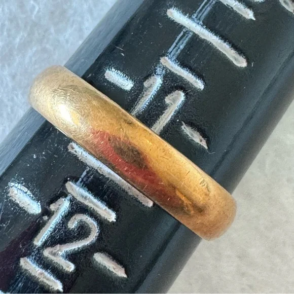 Vintage 14k Solid Yellow Gold Mens Domed Comfort Fit Wedding Band Ring